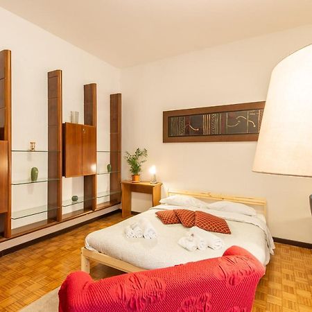 Central Guest House Мілан Екстер'єр фото