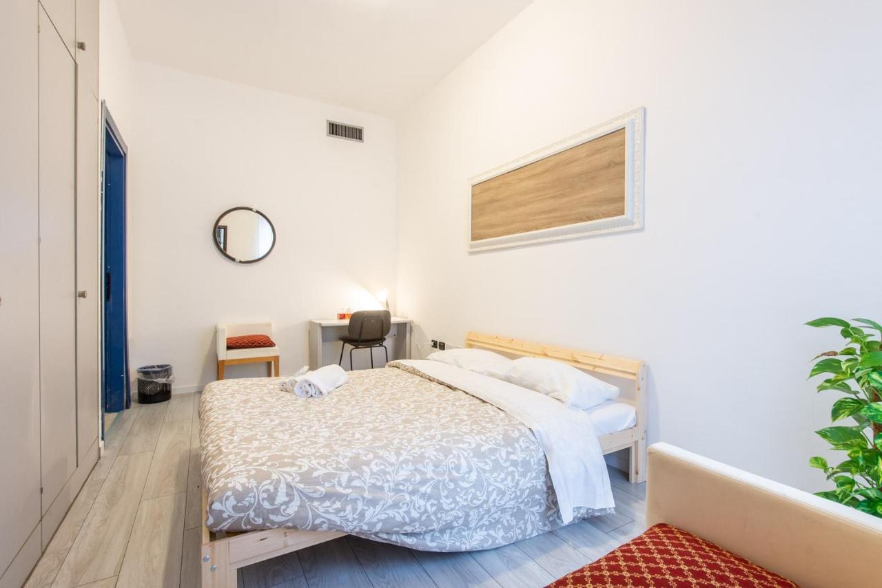 Central Guest House Мілан Екстер'єр фото