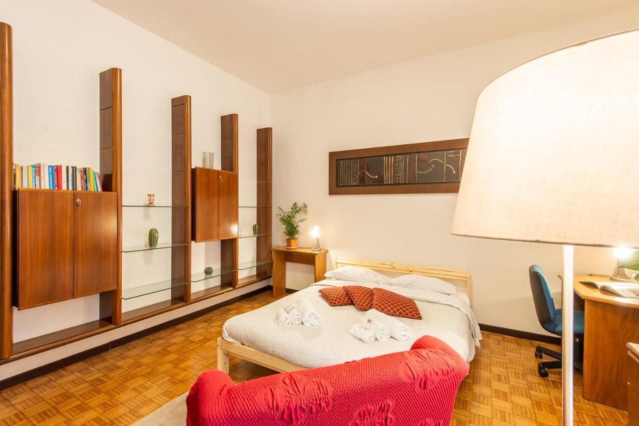 Central Guest House Мілан Екстер'єр фото